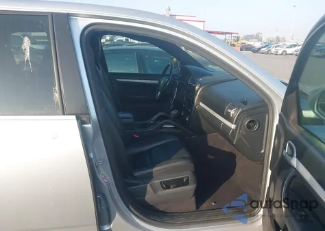 2009 Porsche Cayenne z USA, uszkodzony, nr VIN WP1AA29P69LA08255